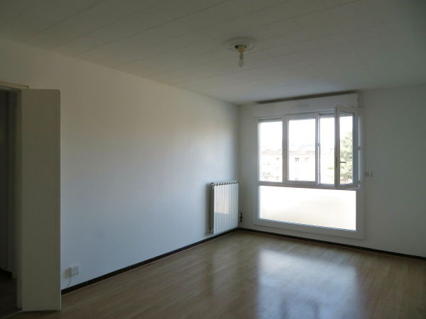 Offres de location Appartement Aubagne 13400