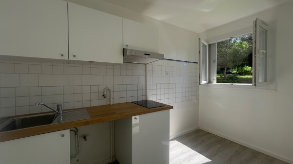 Offres de location Appartement Aubagne 13400